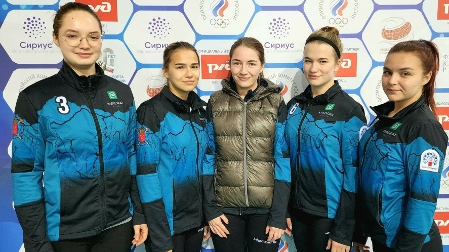 Команды по керлингу из Северной столицы забрали серебро и бронзу на чемпионате России