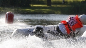 На берегах Петербурга завершились соревнования по водно-моторному спорту