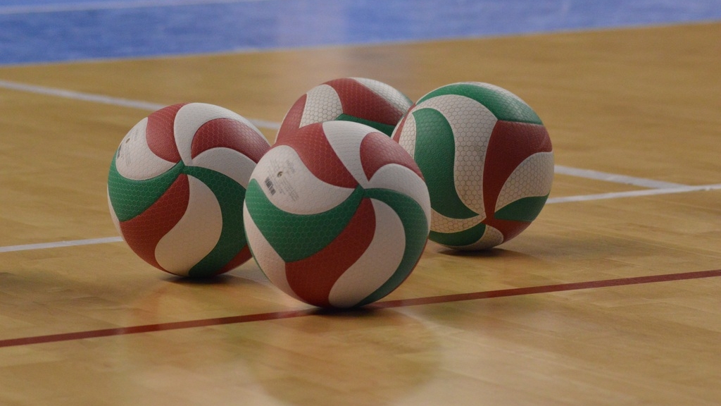 Любители и профессионалы волейбола сойдут на Всероссийских соревнованиях  «Оранжевый мяч»