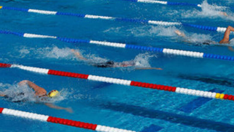 Евгения Чикунова победила в заплыве на сто метров брассом на Кубке Сальникова