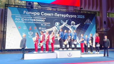 В Петербурге стартовал турнир по фехтованию «Рапира Санкт-Петербурга»